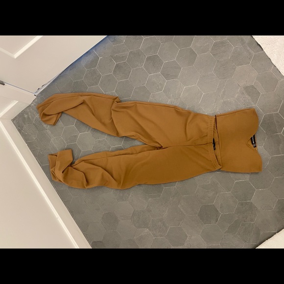 PrettyLittleThing camel Pants - Picture 3 of 3